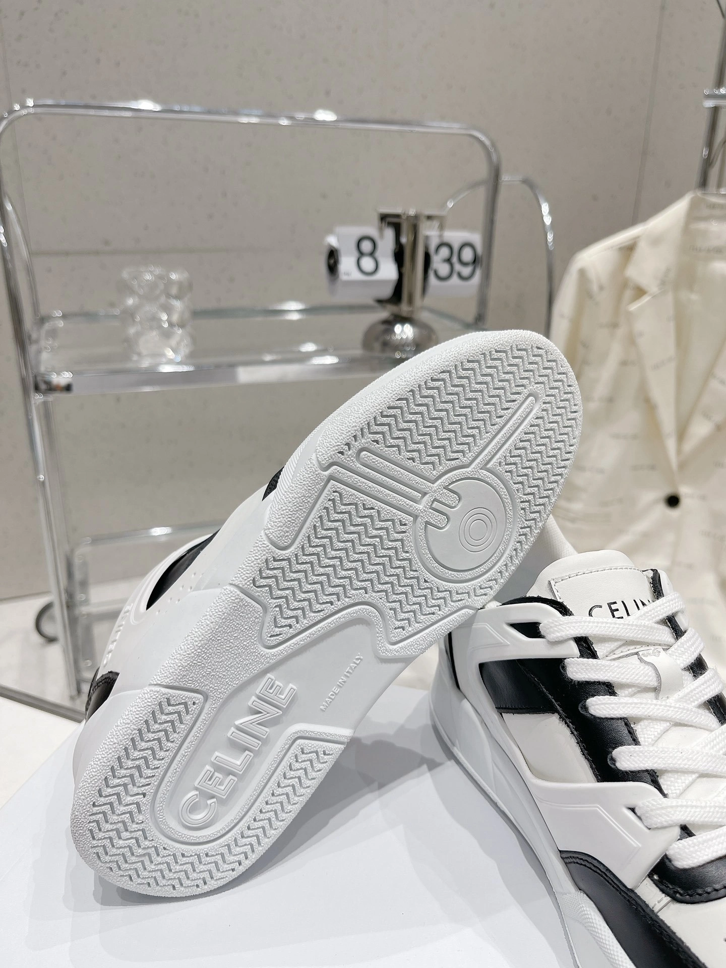 OOBB-- 353143840C.01OK TPU item:C-X002D2422Y